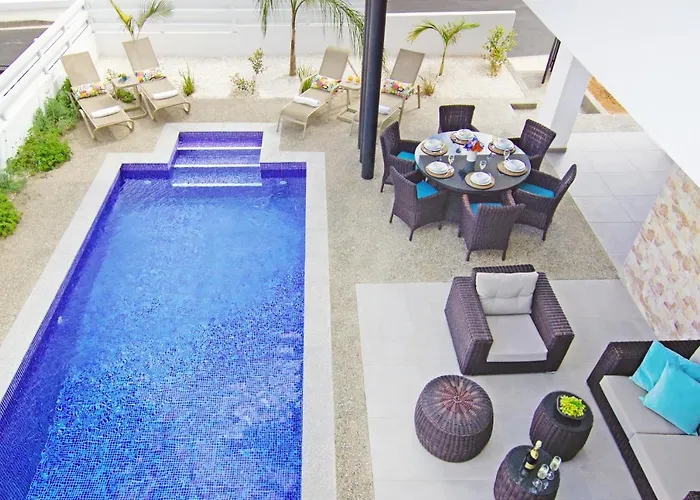 Luna פרוטאראס