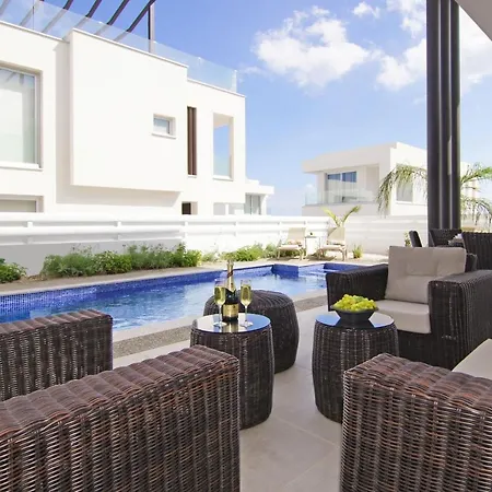 Holiday home Luna *